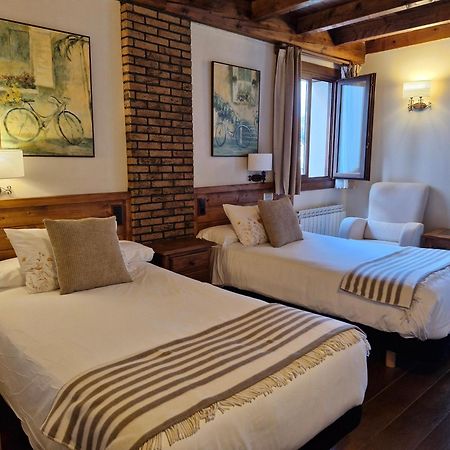 Hotel Rural Irati Selva De Irati Jaurrieta Екстер'єр фото